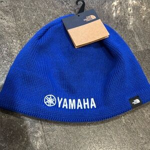 Brand new the north face mountain beanie. Awesome royal blue